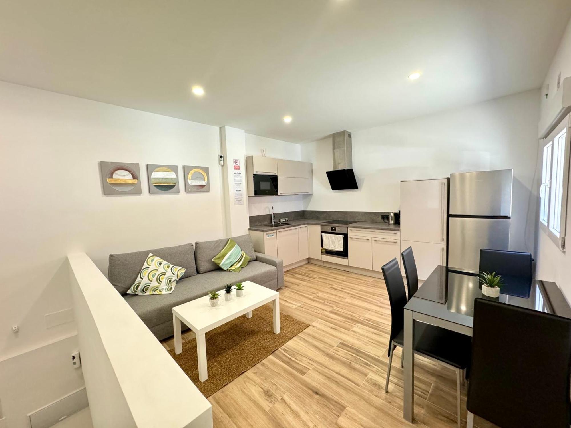 Apartamentos Castillejos Madrid Exterior photo