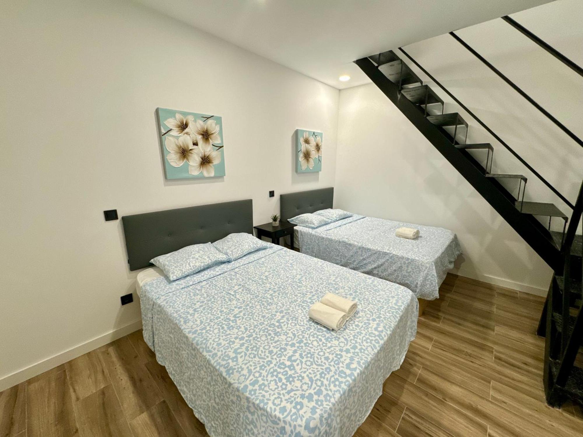 Apartamentos Castillejos Madrid Exterior photo